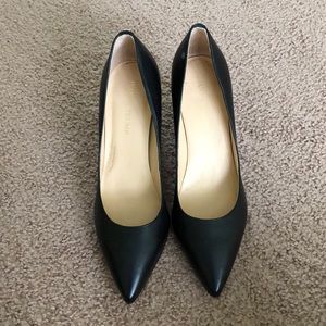 Ivanka Trump black heels size 8.5